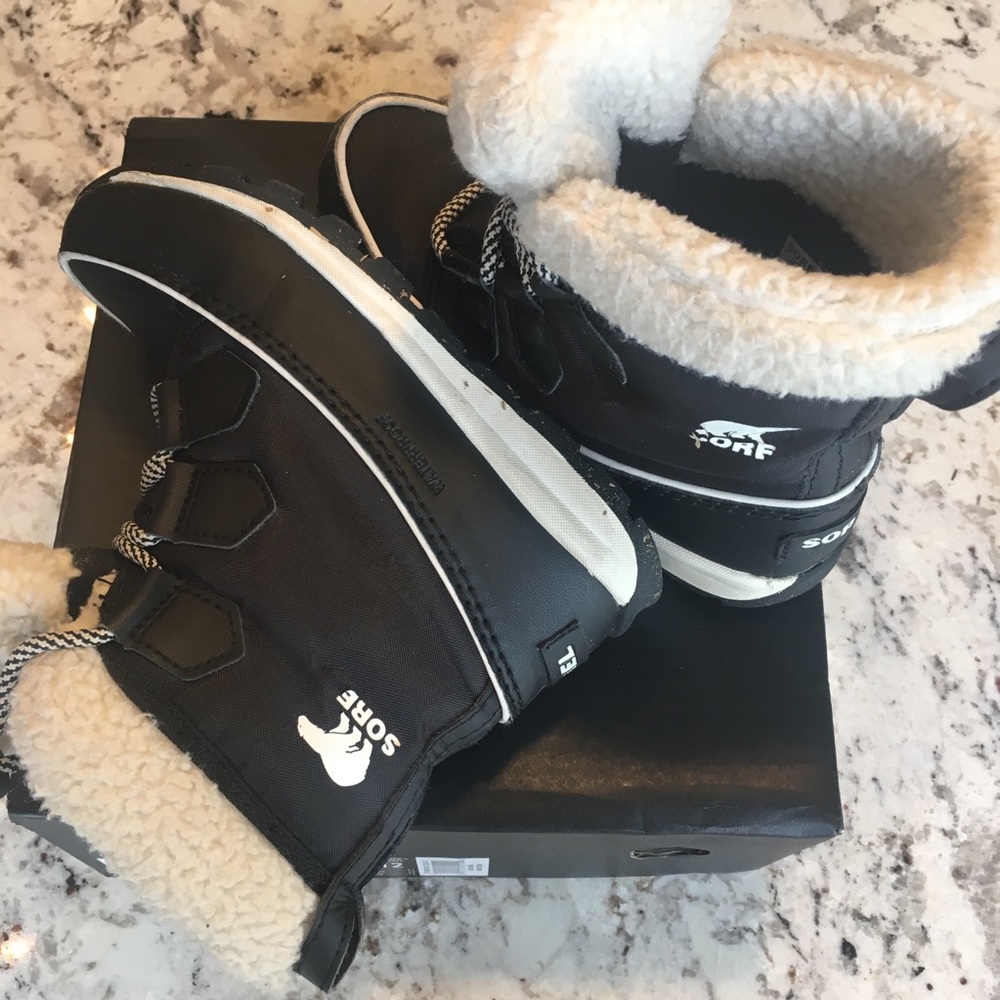 Sorel Snow Boots (youth/kids)